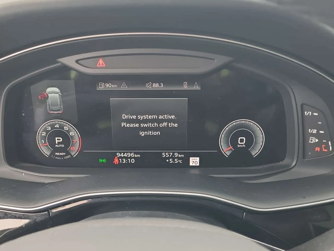 Audi Q8 TECHNIK| BANG & OLUFSEN| HEAD-UP| 360 КАМЕРИ| PANO, снимка 10 - Автомобили и джипове - 54097233