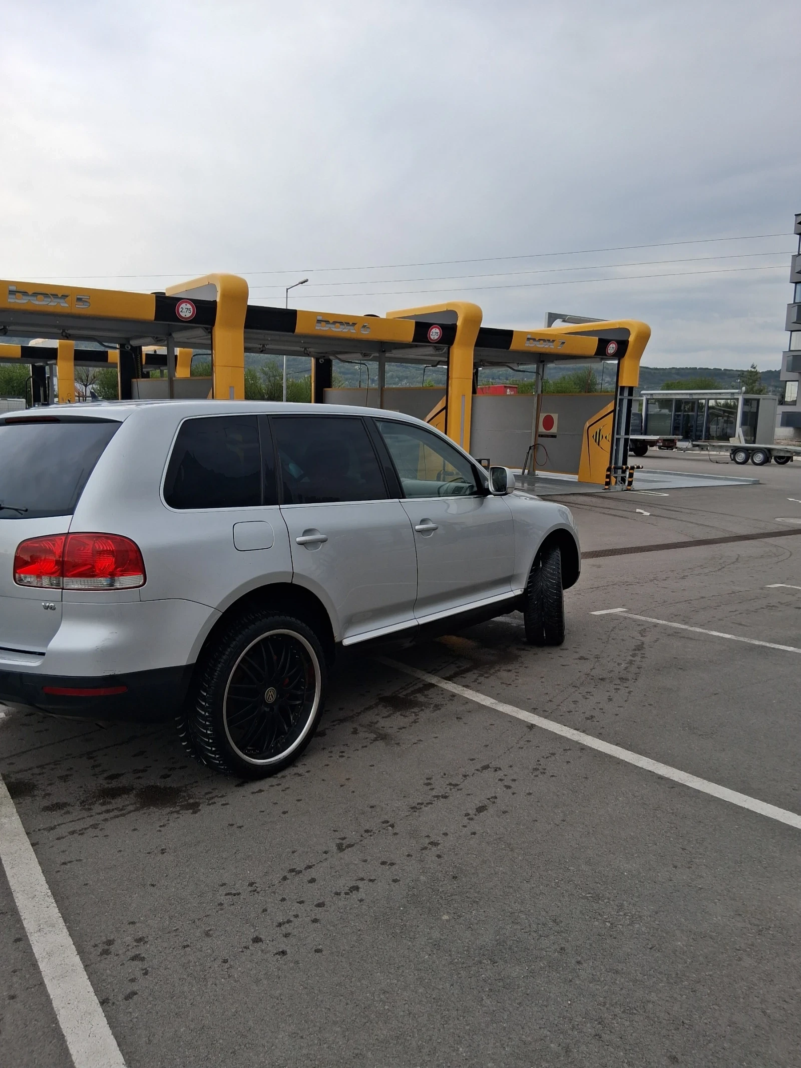 VW Touareg 3.2 240кс , снимка 6 - Автомобили и джипове - 54930850