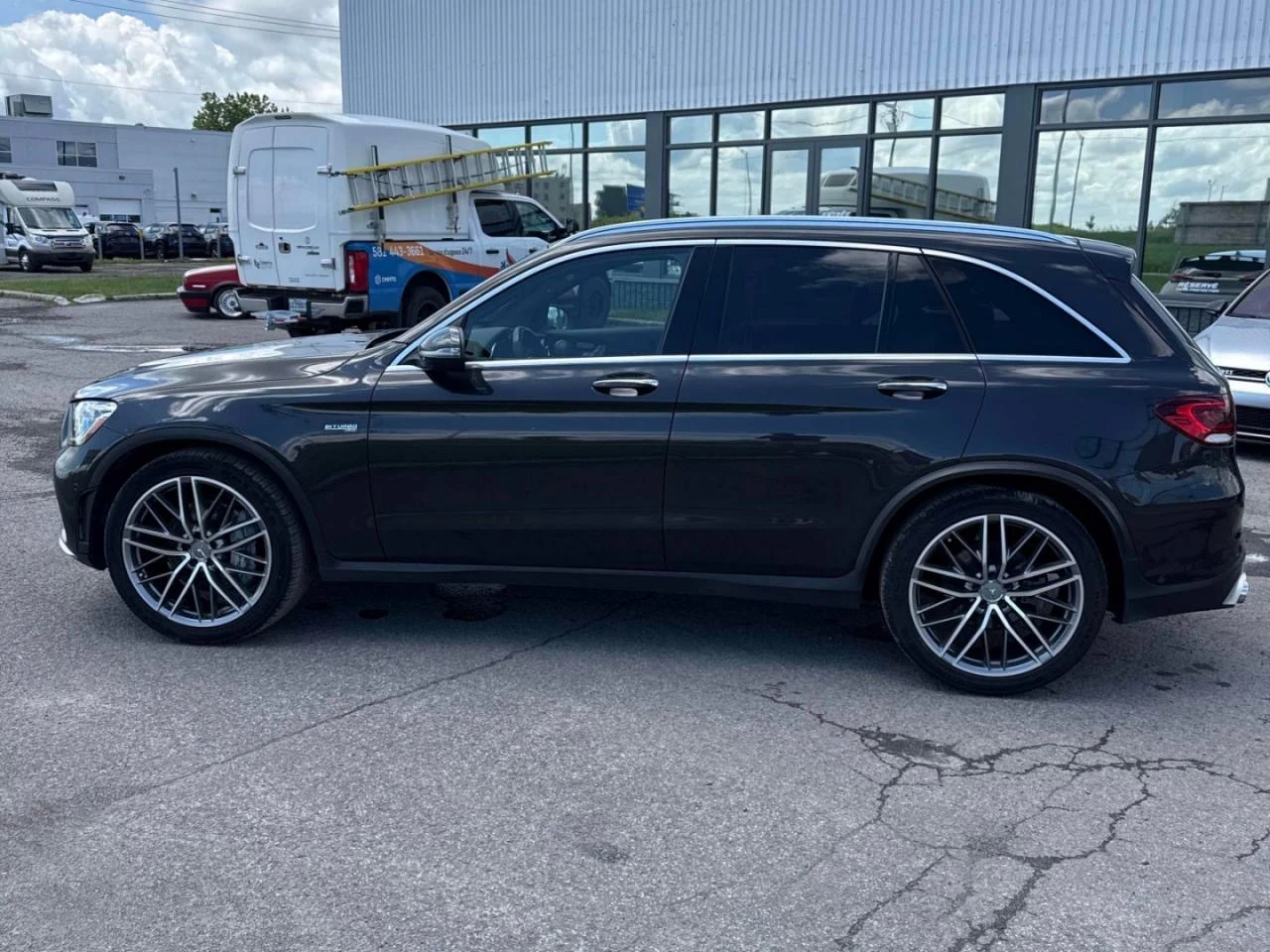 Mercedes-Benz GLC 43 AMG AMG Drive Unit* Burmester* Pano* 360view* Подгрев*, снимка 4 - Автомобили и джипове - 55049498