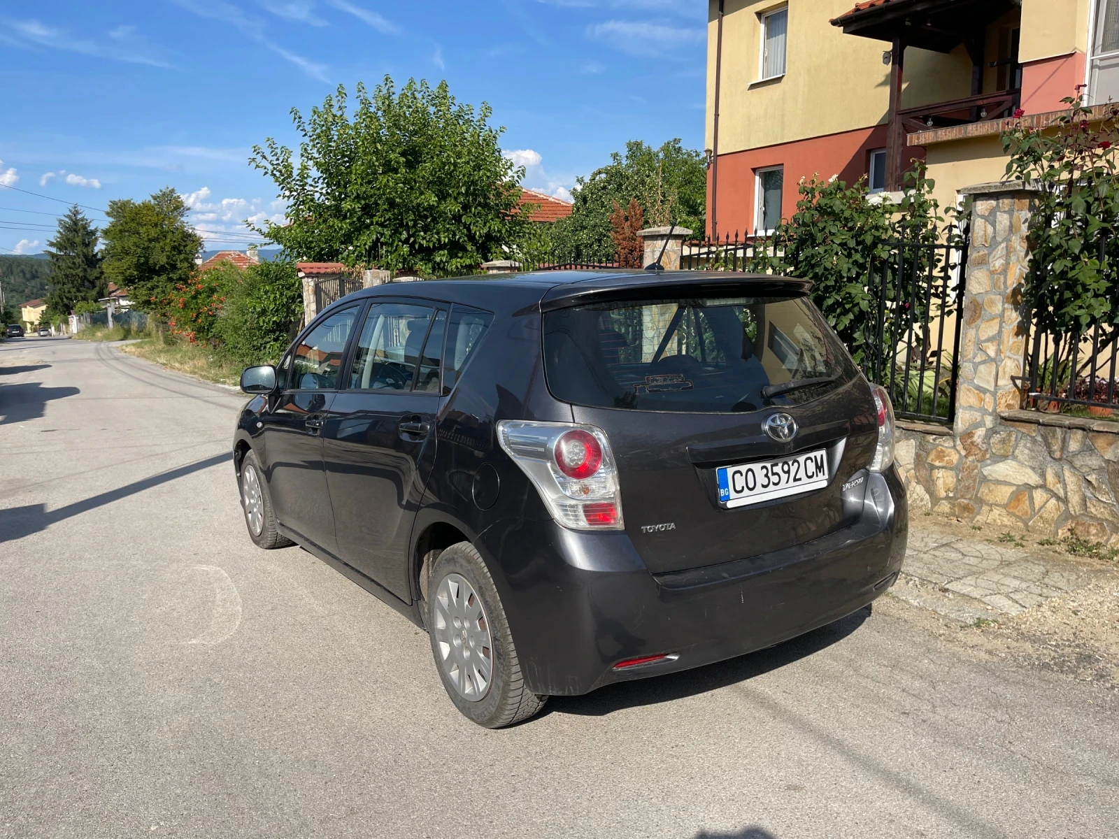 Toyota Verso 2.0, 126!!!, снимка 3 - Автомобили и джипове - 55302857