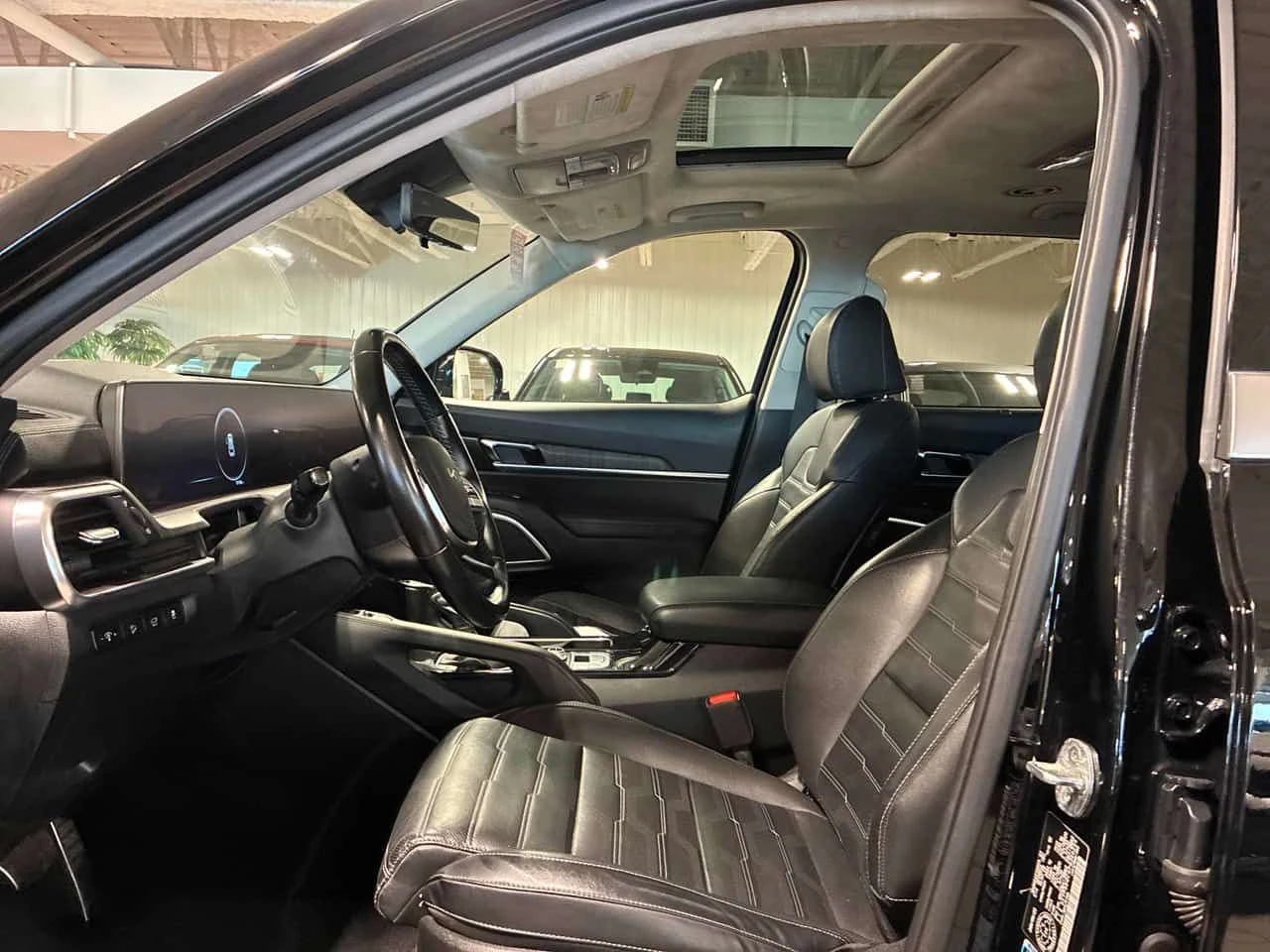 Kia Telluride * AWD * CARFAX * ��� ������������ ������ | Mobile.bg � ����������� 13