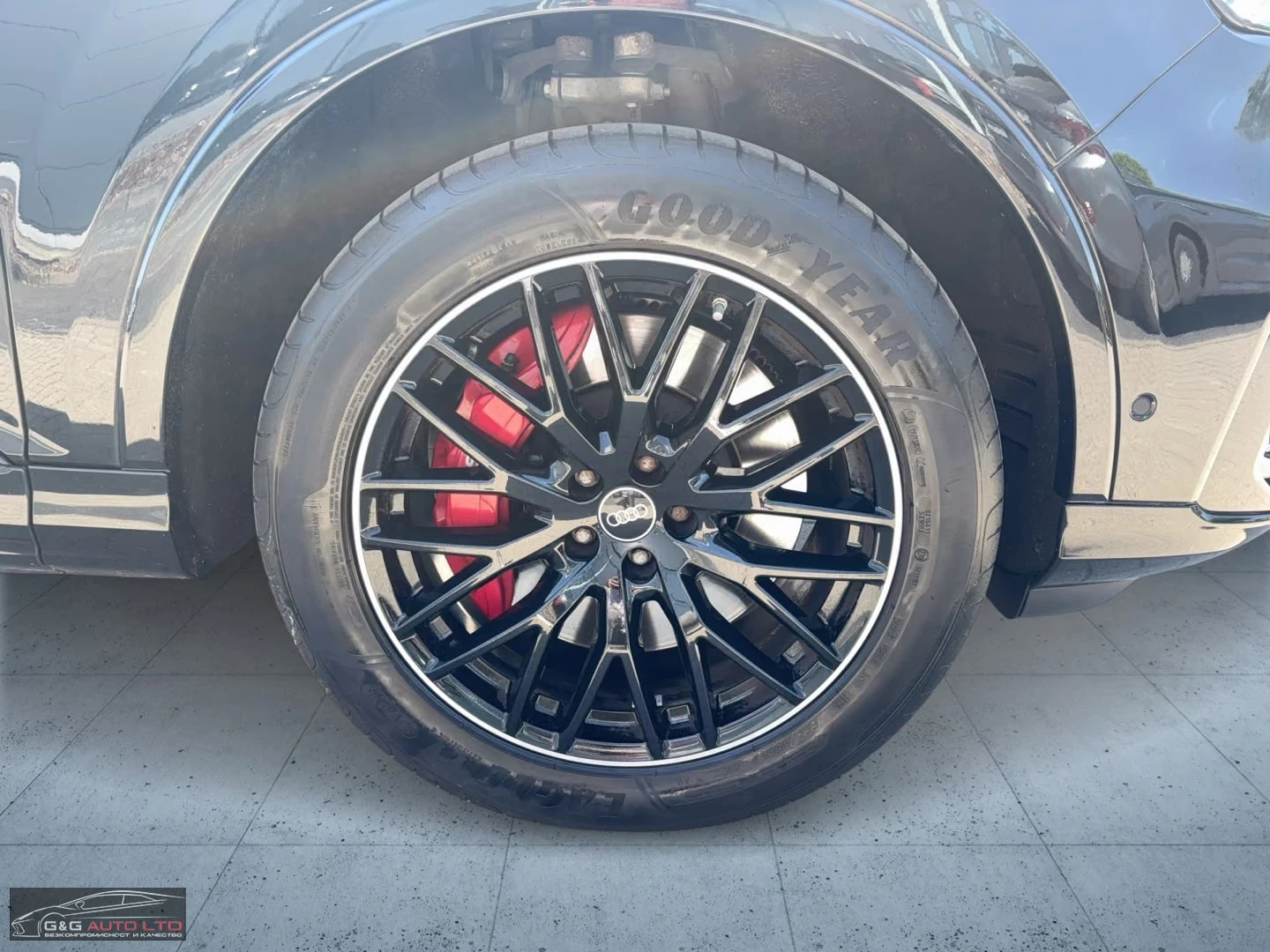 Audi SQ7 507HP/PANO/LASER/MATRIX/B&O/360/HUD/779z, снимка 10 - Автомобили и джипове - 55691427