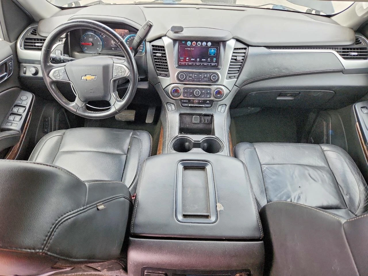 Chevrolet Suburban 5.3l C1500 Lt, снимка 8 - Автомобили и джипове - 56145378