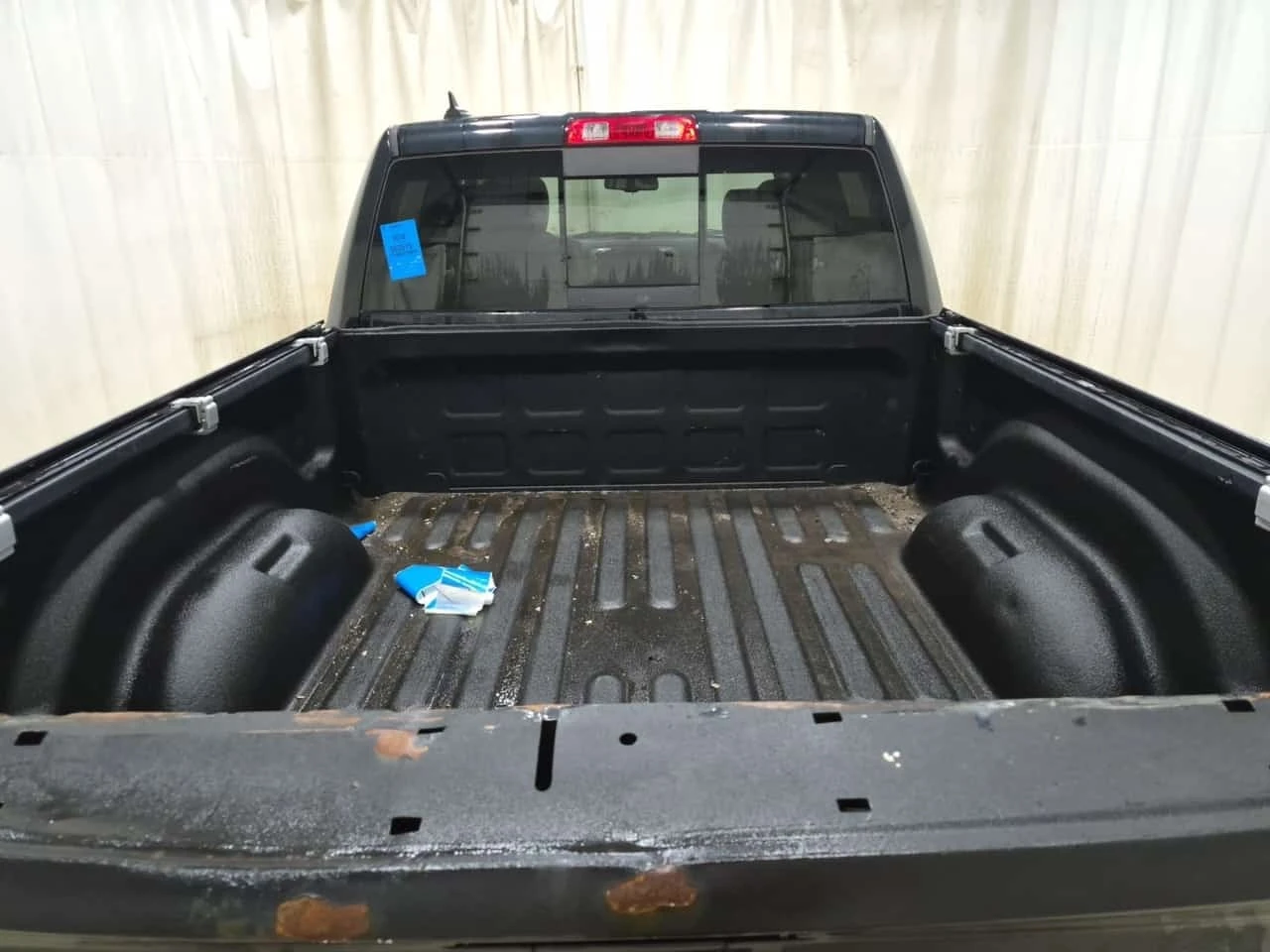 Dodge RAM 1500 * NIGHT CREW CAB STD BED * АВТОКРЕДИТ * , снимка 15 - Автомобили и джипове - 56309625