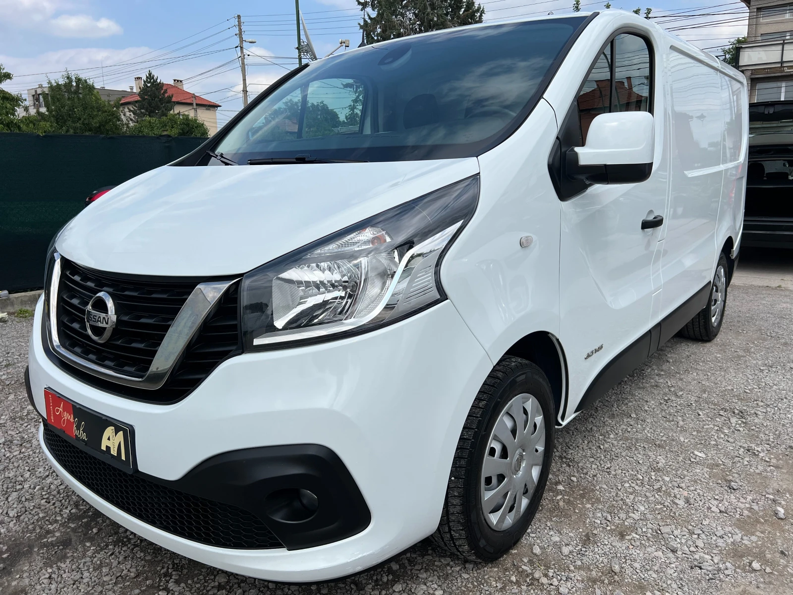 Nissan NV300 2.0DCi 145k.c./3-МЕСТЕН/160277км./Серв. история/, снимка 1
