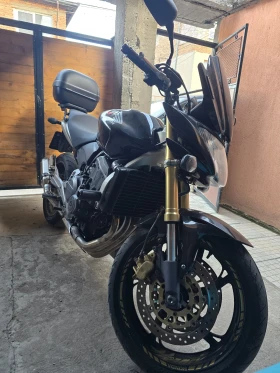 ������ Honda Hornet