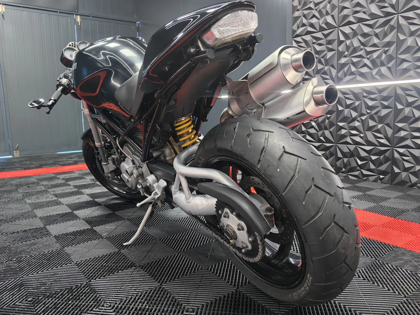 Ducati Monster S2R 800 - изображение 3