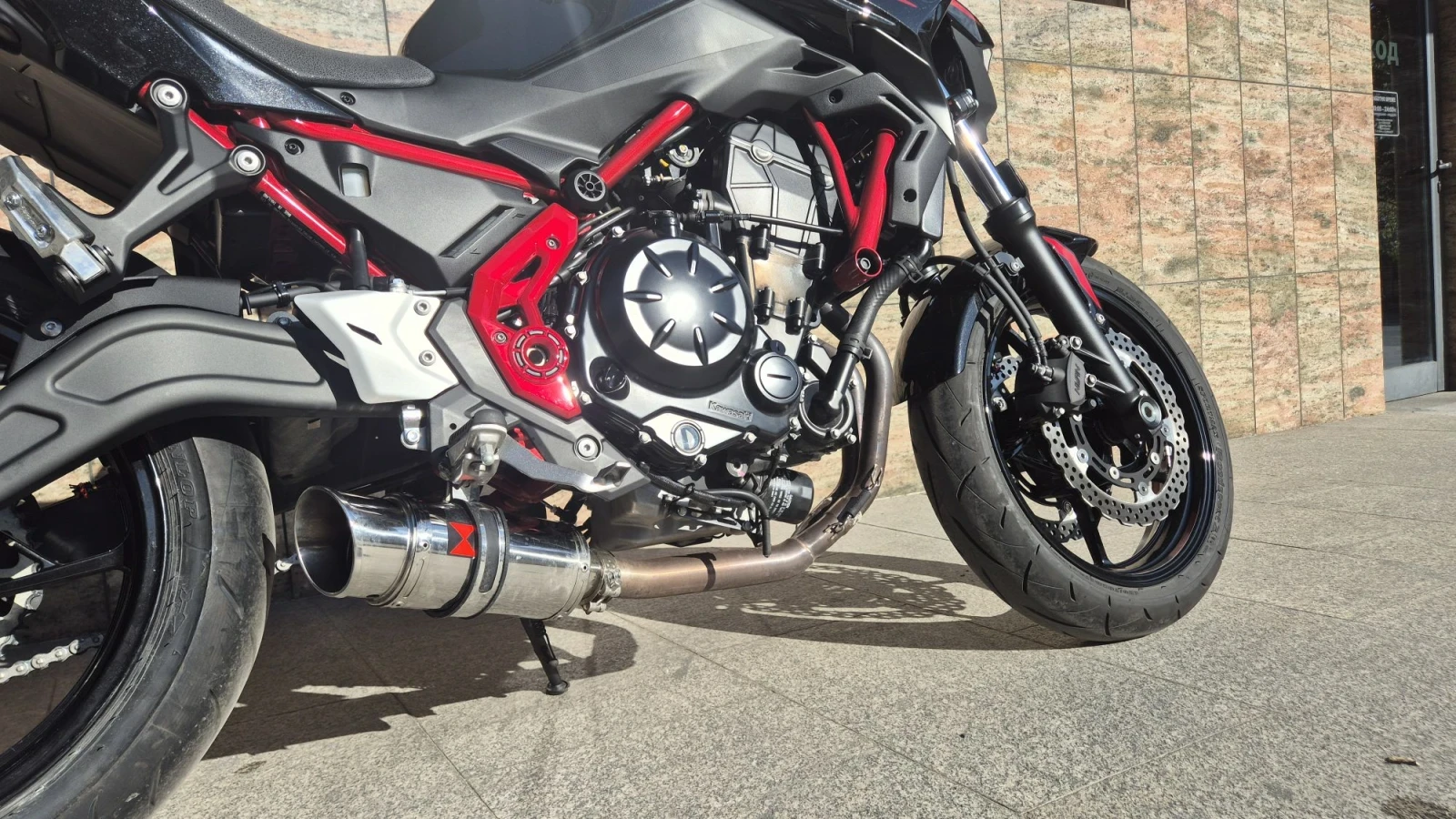 Kawasaki Z 650, снимка 12 - Мотоциклети и мототехника - 56602695