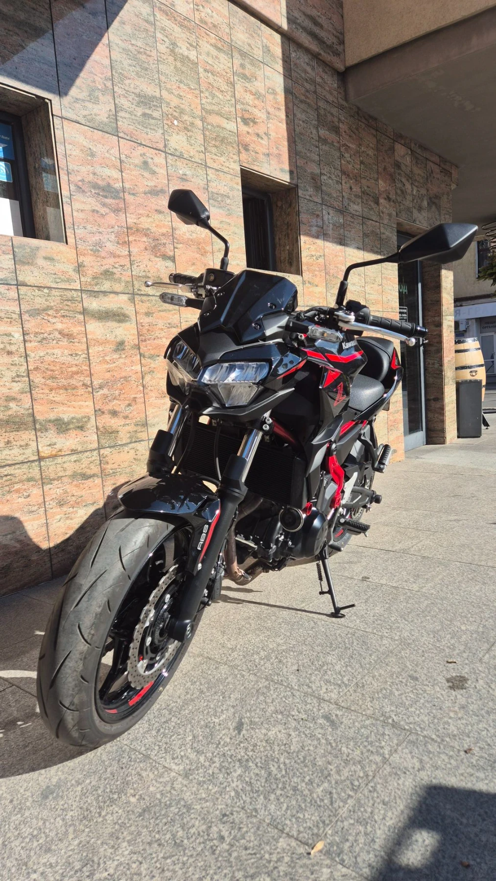 Kawasaki Z 650, снимка 5 - Мотоциклети и мототехника - 56602695