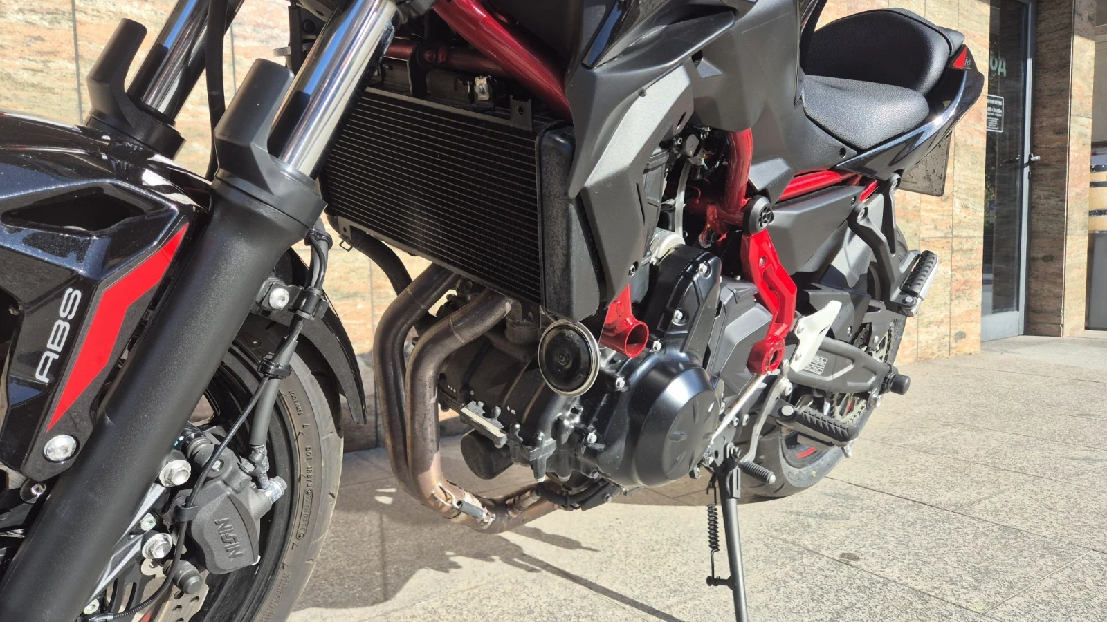 Kawasaki Z 650, снимка 6 - Мотоциклети и мототехника - 56602695
