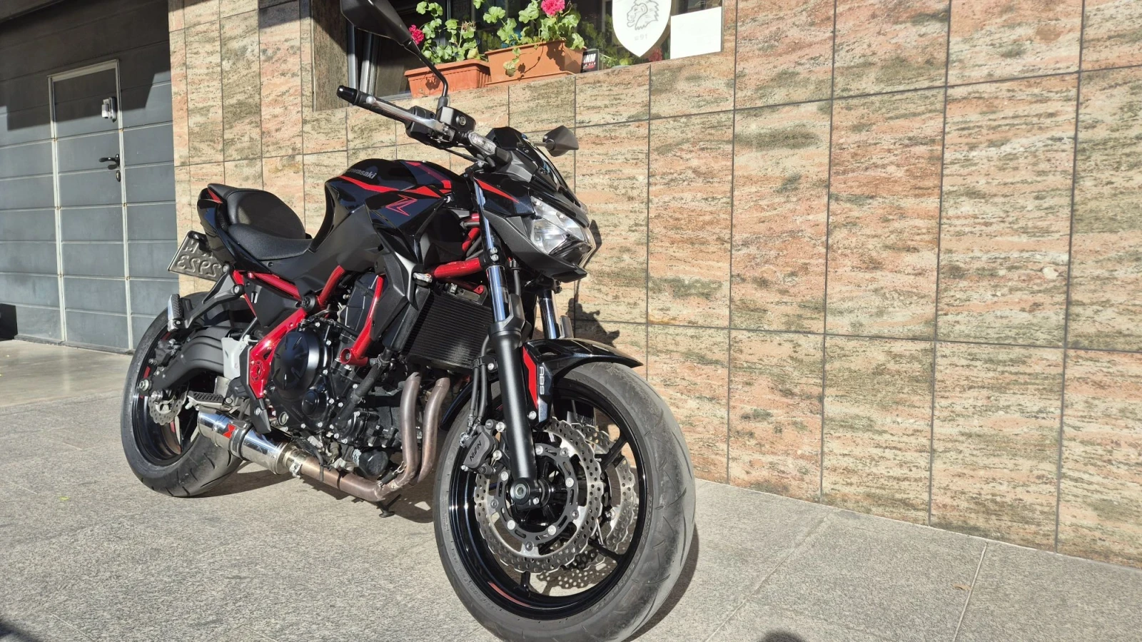 Kawasaki Z 650, снимка 8 - Мотоциклети и мототехника - 56602695