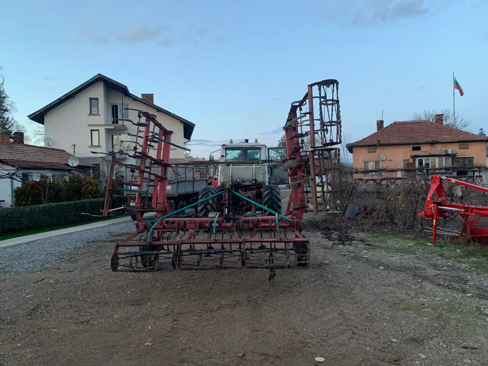 Трактор Т 150, снимка 11 - Селскостопанска техника - 54315887