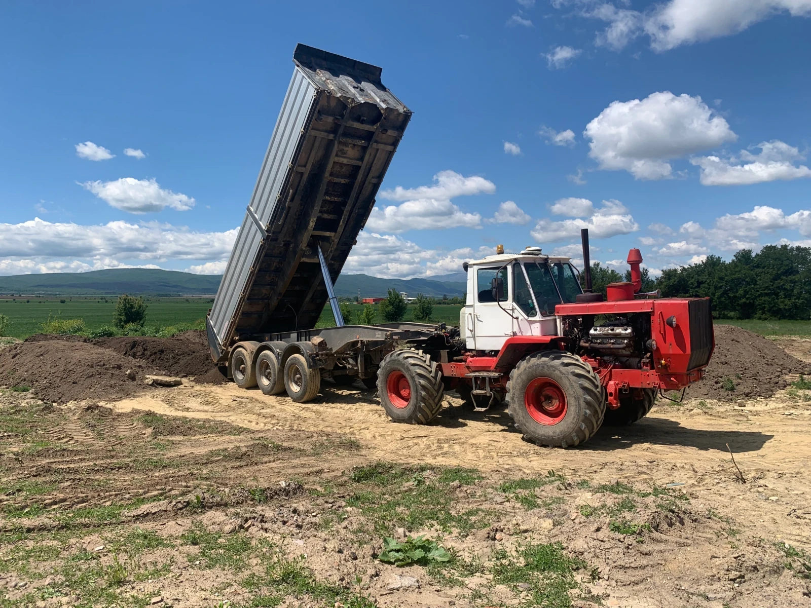 Трактор Т 150, снимка 13 - Селскостопанска техника - 54315887