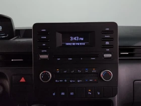 Hyundai Staria 2.2 Automatic, снимка 17