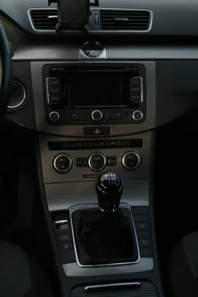 Обява за продажба на VW Passat CONFORTLINE BUSINESS ~5 300 EUR - изображение 8