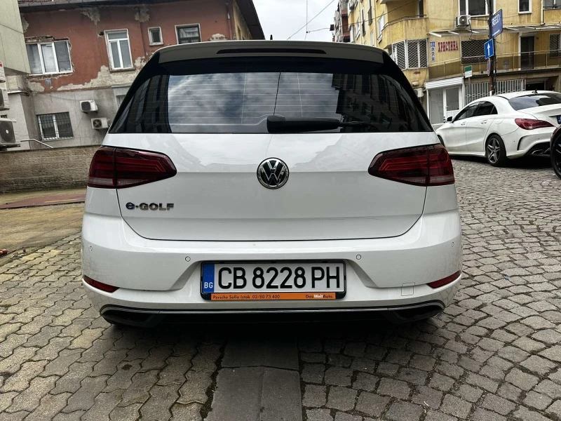 VW Golf eGolf, снимка 4 - Автомобили и джипове - 46963576