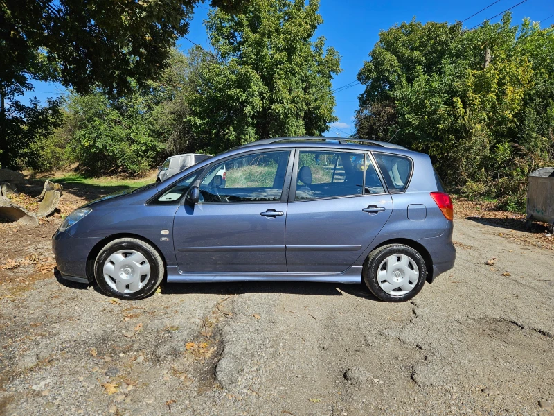 Toyota Corolla verso 2.0D, снимка 7 - Автомобили и джипове - 47494999