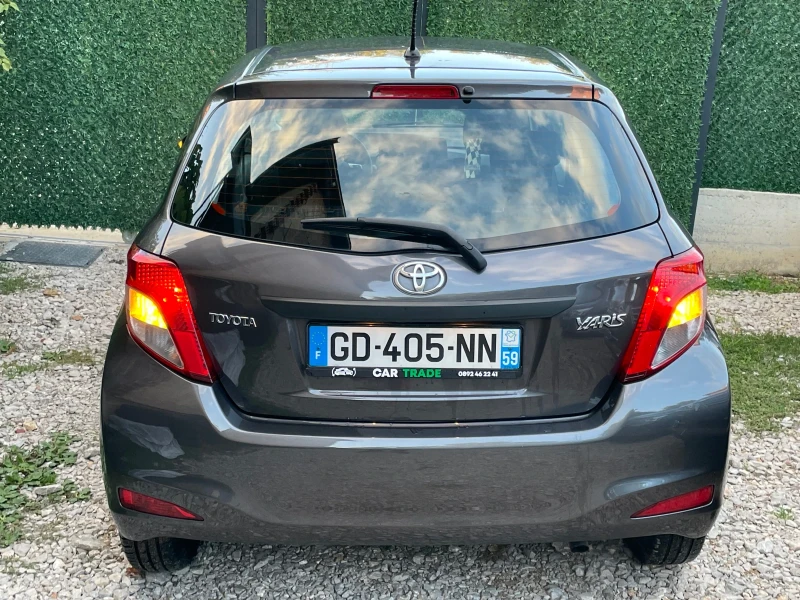 Toyota Yaris 1.3i/170.000км/1-ви собственик/ Перфектна, снимка 5 - Автомобили и джипове - 47560272