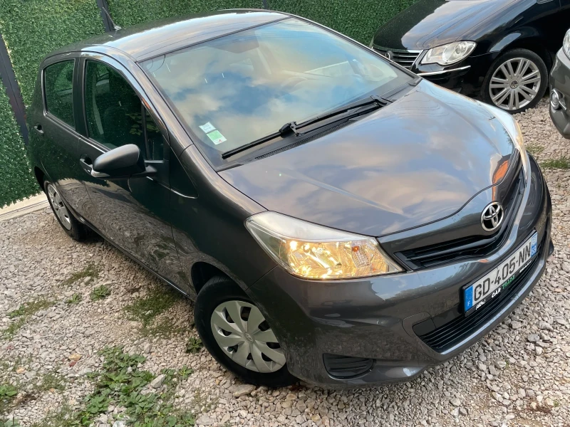 Toyota Yaris 1.3i/170.000км/1-ви собственик/ Перфектна, снимка 3 - Автомобили и джипове - 47560272