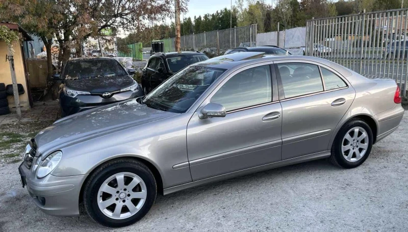 Mercedes-Benz E 200 Kompressor Автомат FACELIFTик, снимка 8 - Автомобили и джипове - 47693902