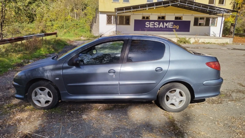 Peugeot 206, снимка 6 - Автомобили и джипове - 47736670