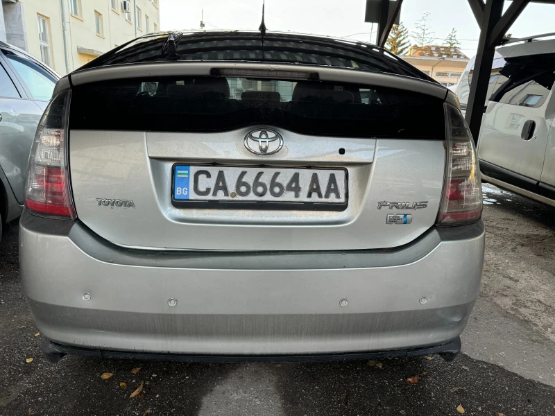 Toyota Prius, снимка 3 - Автомобили и джипове - 48054591