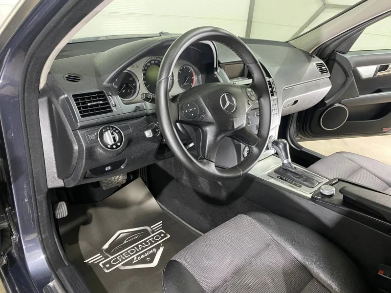 Mercedes-Benz C 220 CDI, снимка 7 - Автомобили и джипове - 48639198