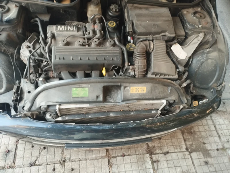 Mini One 1.6, снимка 8 - Автомобили и джипове - 52381144