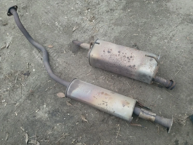 Nissan Tiida Ц 11, снимка 11 - Автомобили и джипове - 52516420