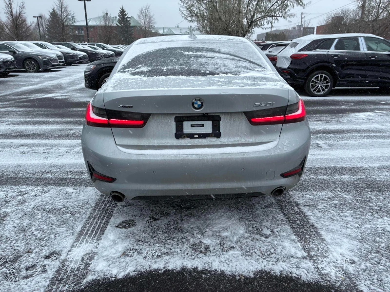 BMW 330 * CARFAX * БЕЗ ПЪРВОНАЧАЛНА ВНОСКА, снимка 5 - Автомобили и джипове - 52691684