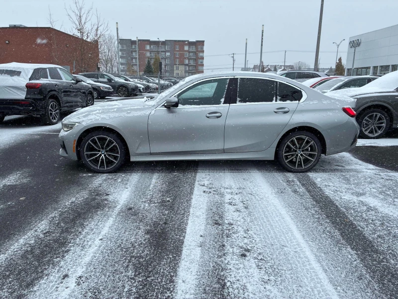 BMW 330 * CARFAX * БЕЗ ПЪРВОНАЧАЛНА ВНОСКА, снимка 4 - Автомобили и джипове - 52691684