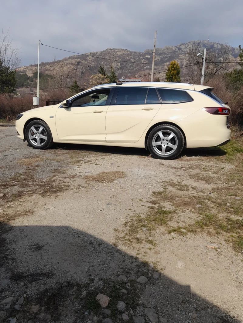 Opel Insignia, снимка 9 - Автомобили и джипове - 52757037