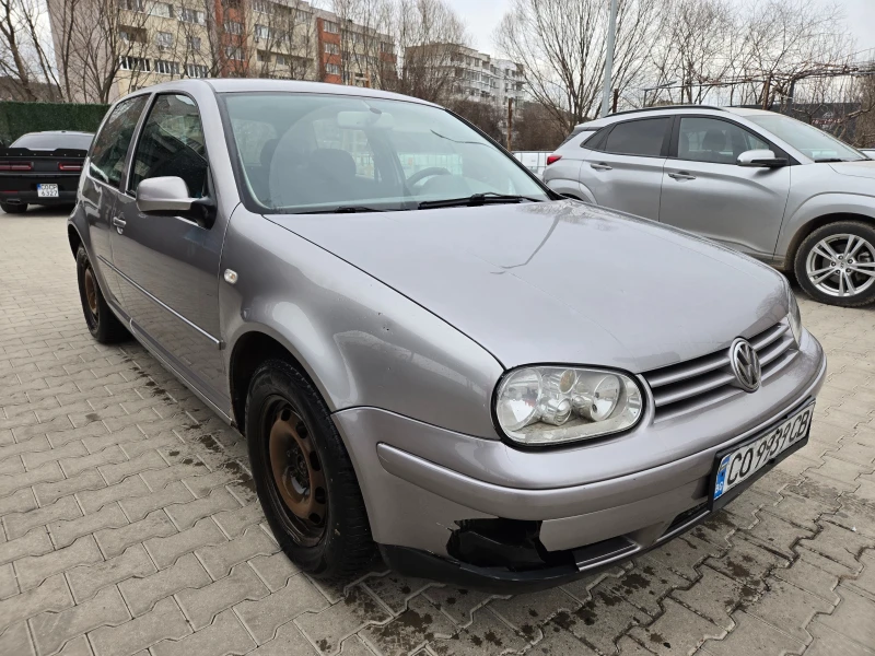 VW Golf 1.9 TDI 90 коня, снимка 7 - Автомобили и джипове - 53501851