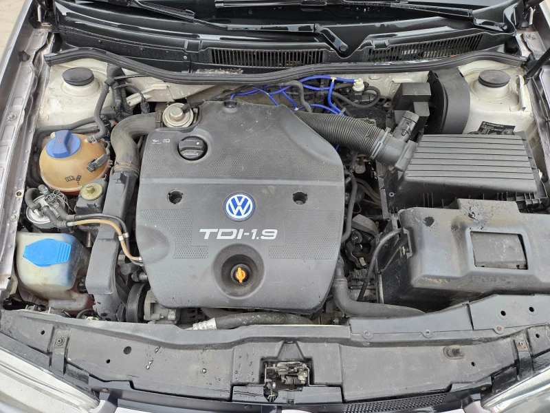 VW Golf 1.9 TDI 90 коня, снимка 12 - Автомобили и джипове - 53501851