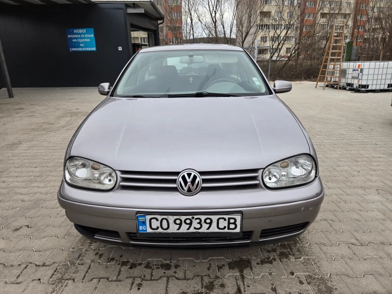 VW Golf 1.9 TDI 90 коня, снимка 8 - Автомобили и джипове - 53501851