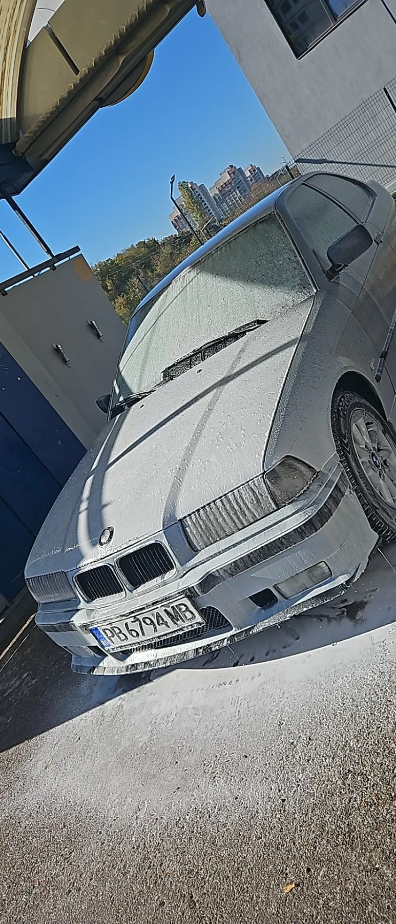 BMW 318 318TDS, снимка 9 - Автомобили и джипове - 48540537