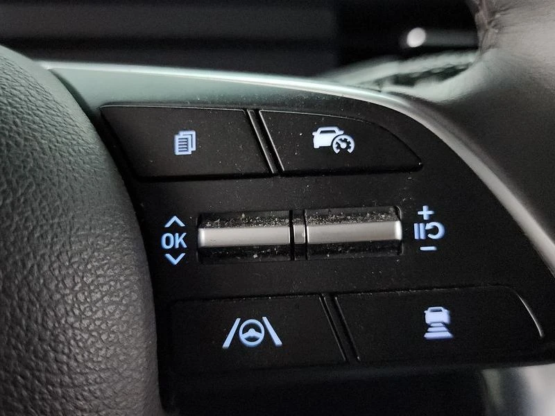 Hyundai Staria 2.2 Automatic, снимка 14 - Автомобили и джипове - 55949579