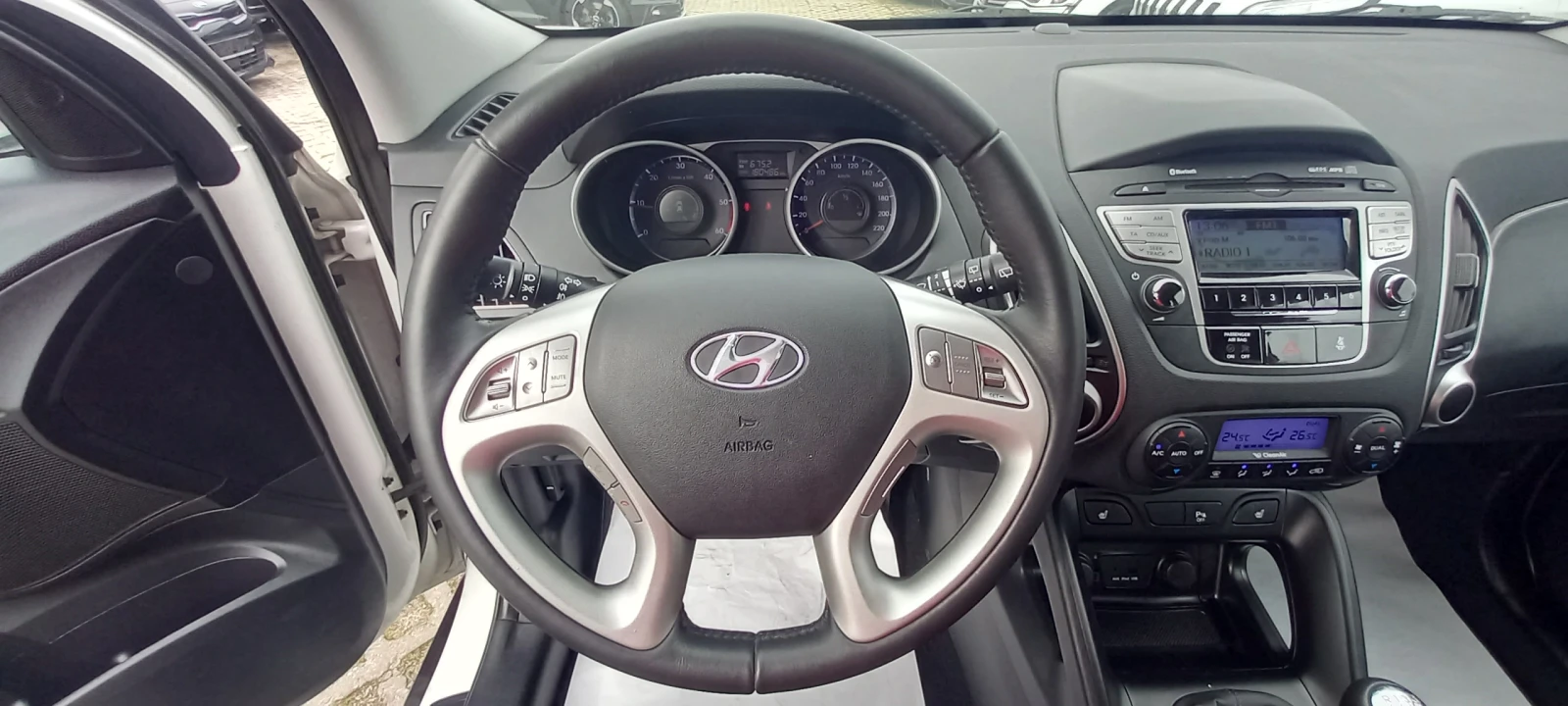 Hyundai IX35 ИЗКЛЮЧИТЕЛЕН СЕРВИЗ КНИЖК УНИКТ ОБСЛУЖН НОВ ИТАЛИЯ - изображение 10