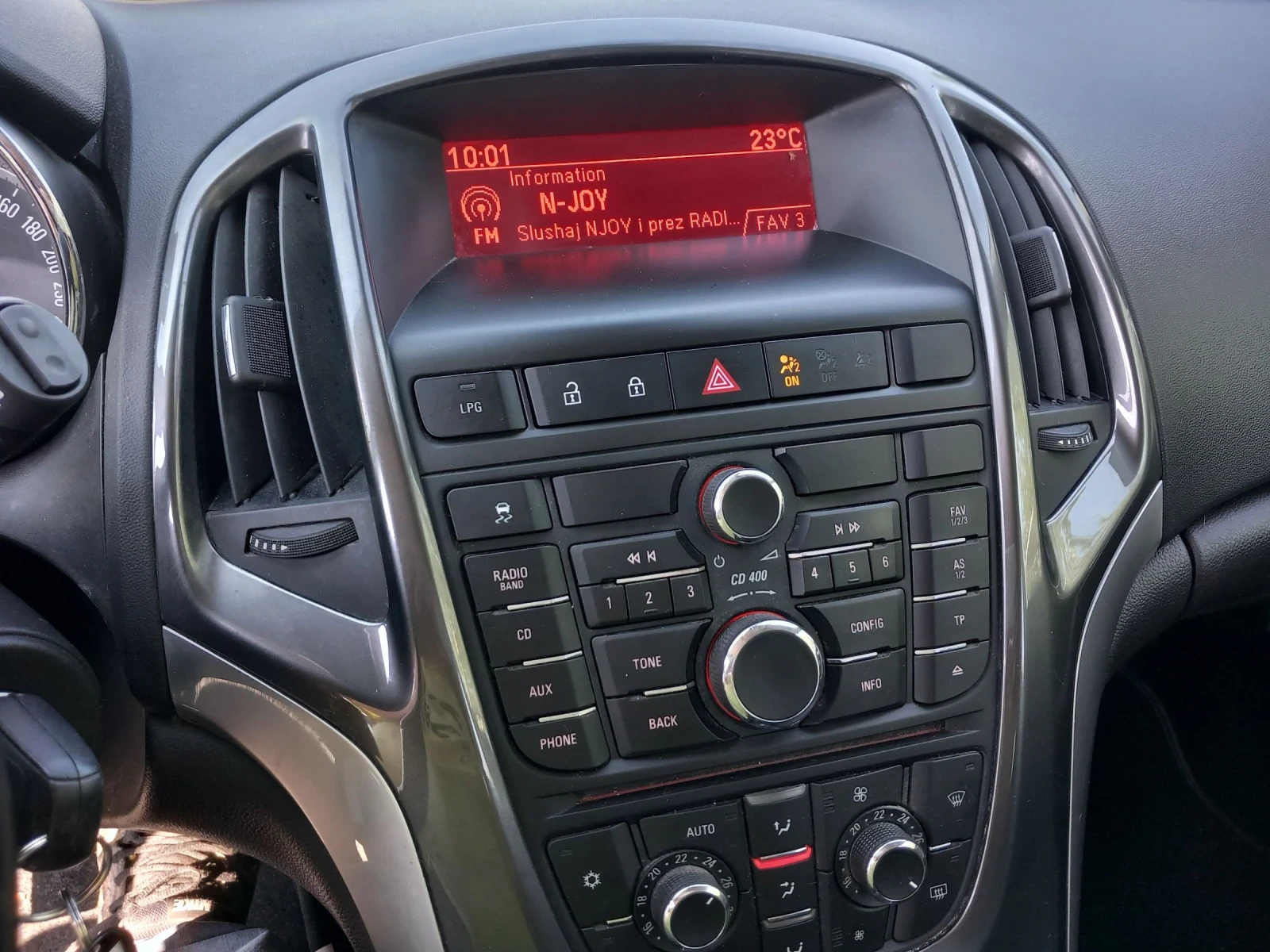 Opel Astra 1.4 kosmo газ бензин | Mobile.bg — изображение 13