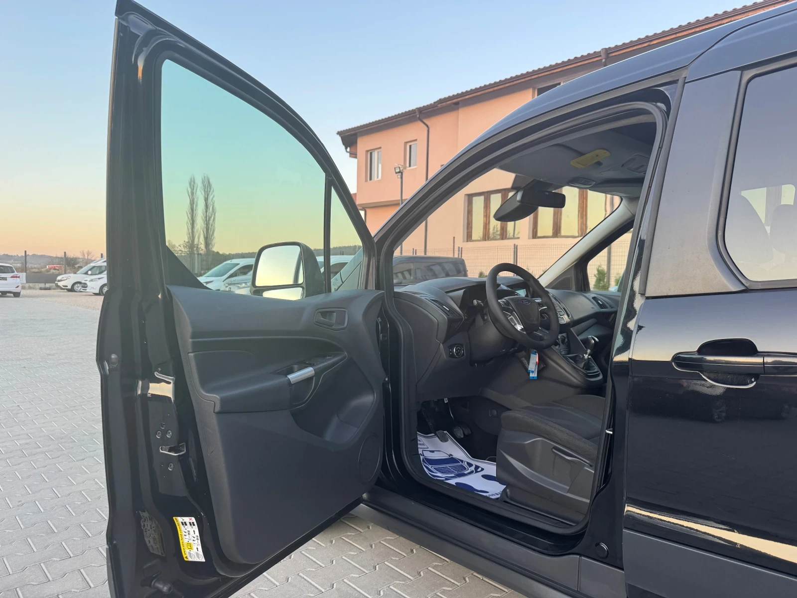 Ford Connect 1.5TDCI 4+ 1 MESTA - изображение 9