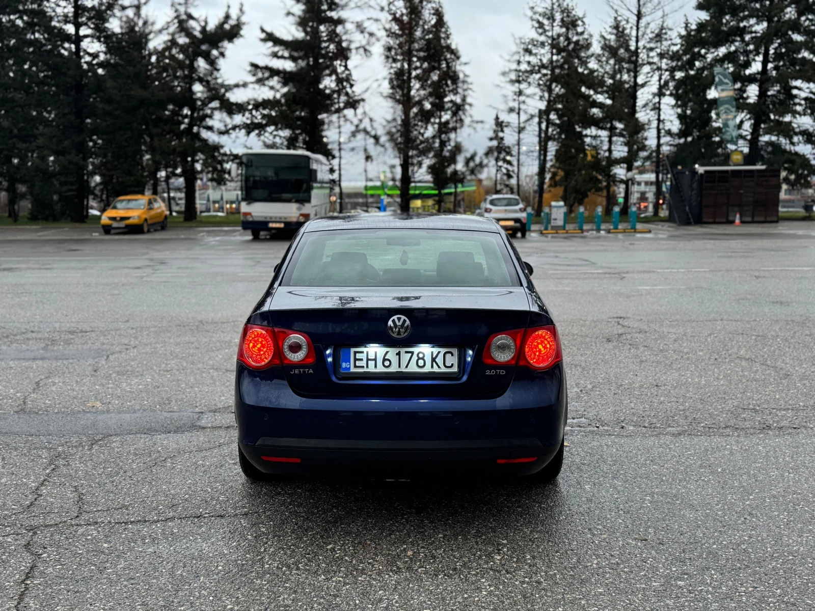 VW Jetta  - изображение 6