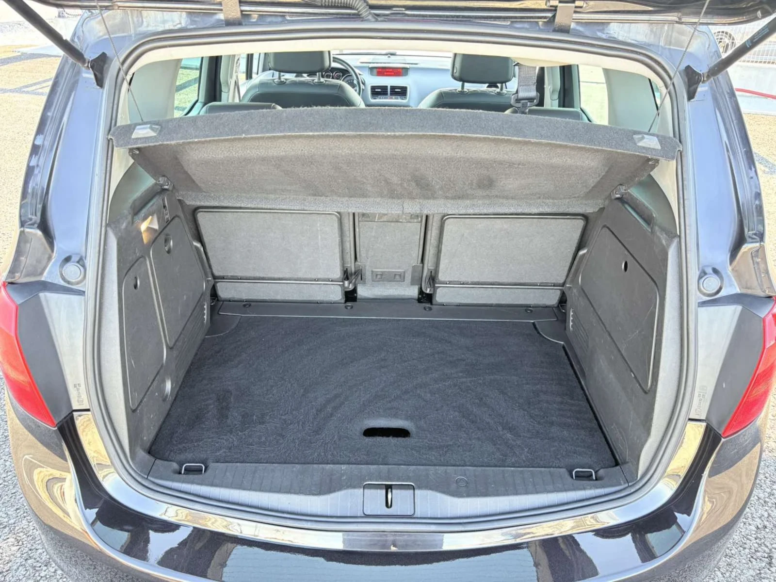 Opel Meriva Капарирана/Продадена  | Mobile.bg — изображение 14