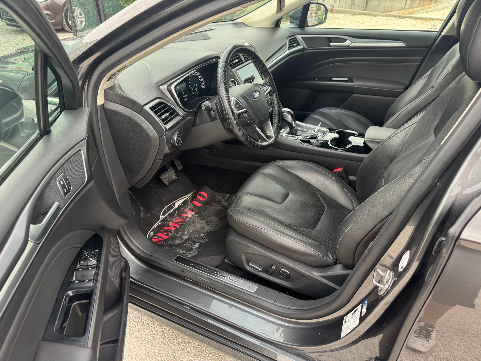 Ford Mondeo 2.0 TDCi Bi-TURBO TITANIUM 210ks FULL - изображение 8