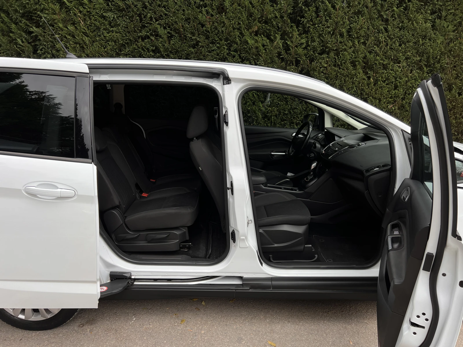 Ford Grand C-Max | Mobile.bg — изображение 13