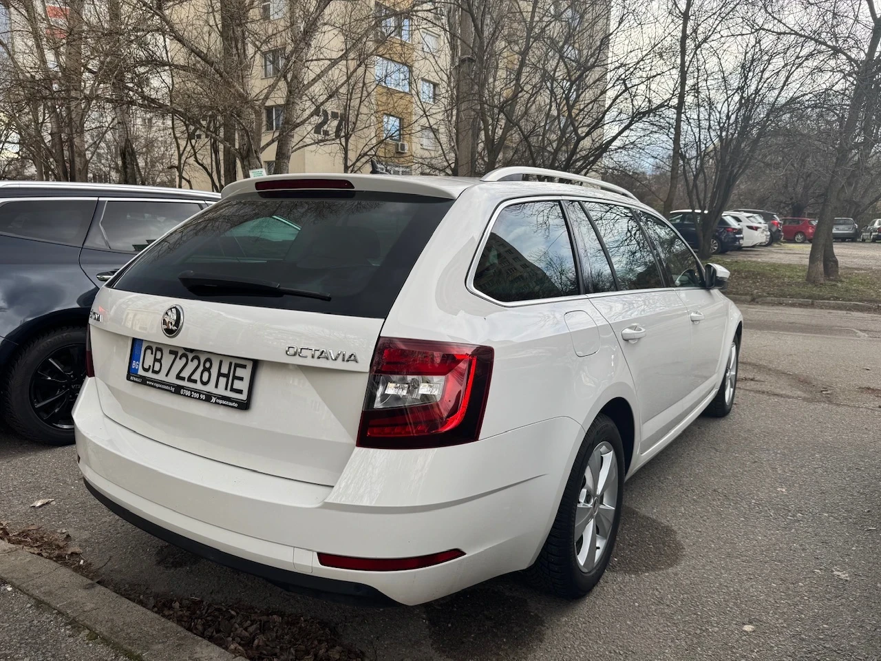 Skoda Octavia 2.0TDI Style 150PS DSG7 Facelift - изображение 5