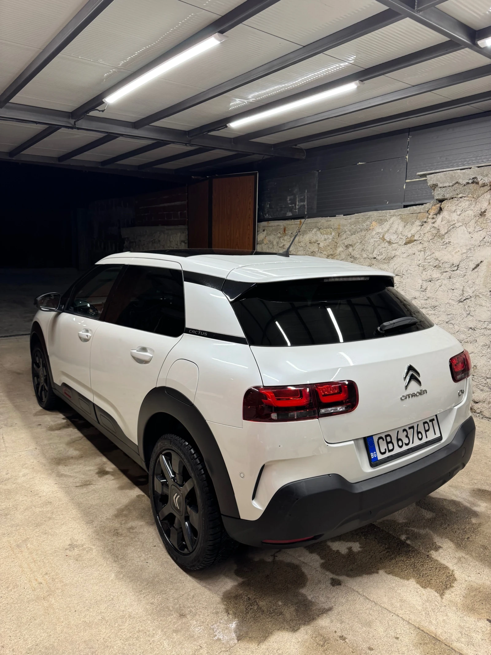 Citroen C4 Cactus 1.2 PureTech 110 EAT6 SHINE, снимка 5 - Автомобили и джипове - 53976756