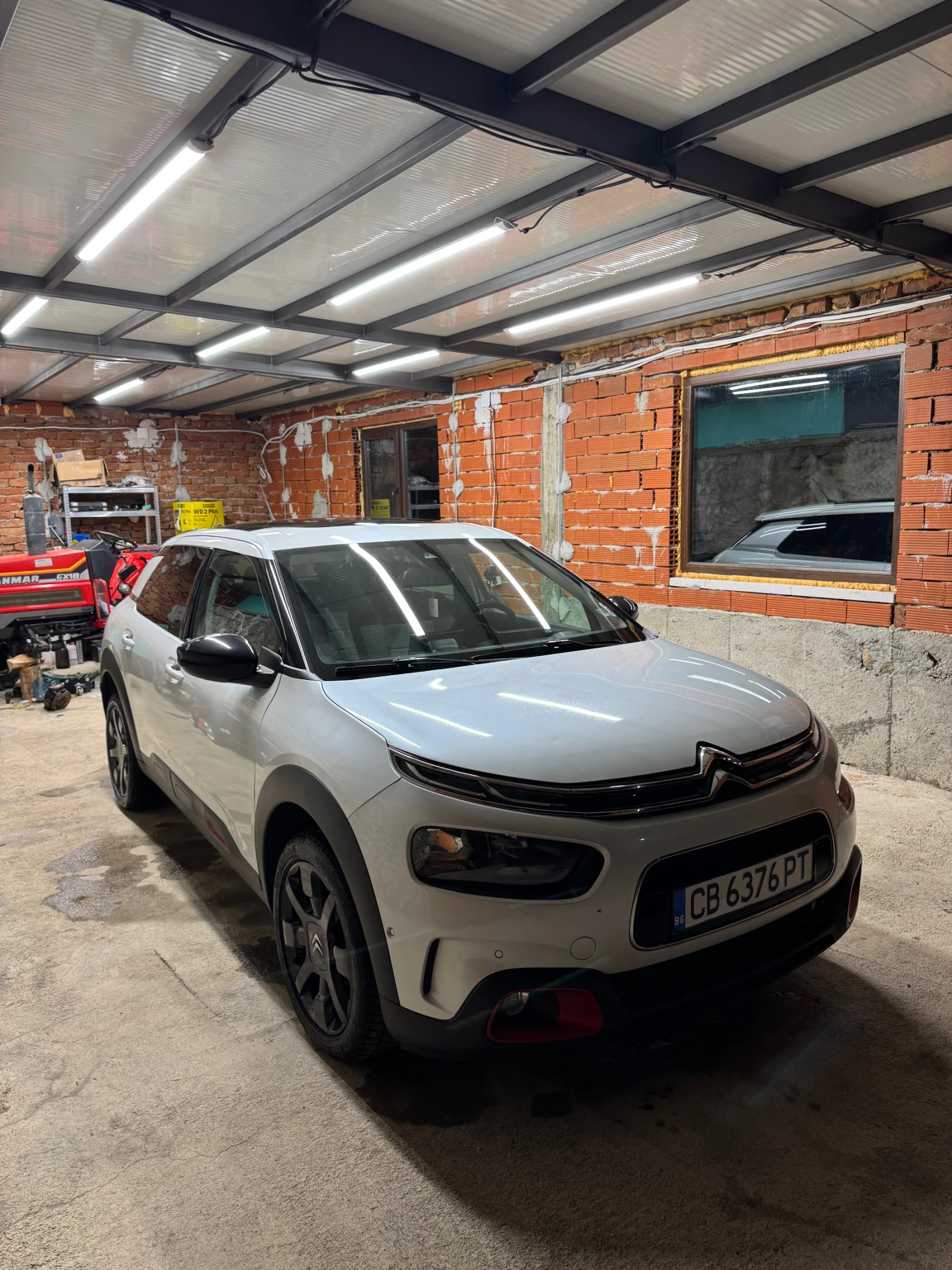Citroen C4 Cactus 1.2 PureTech 110 EAT6 SHINE, снимка 3 - Автомобили и джипове - 53976756