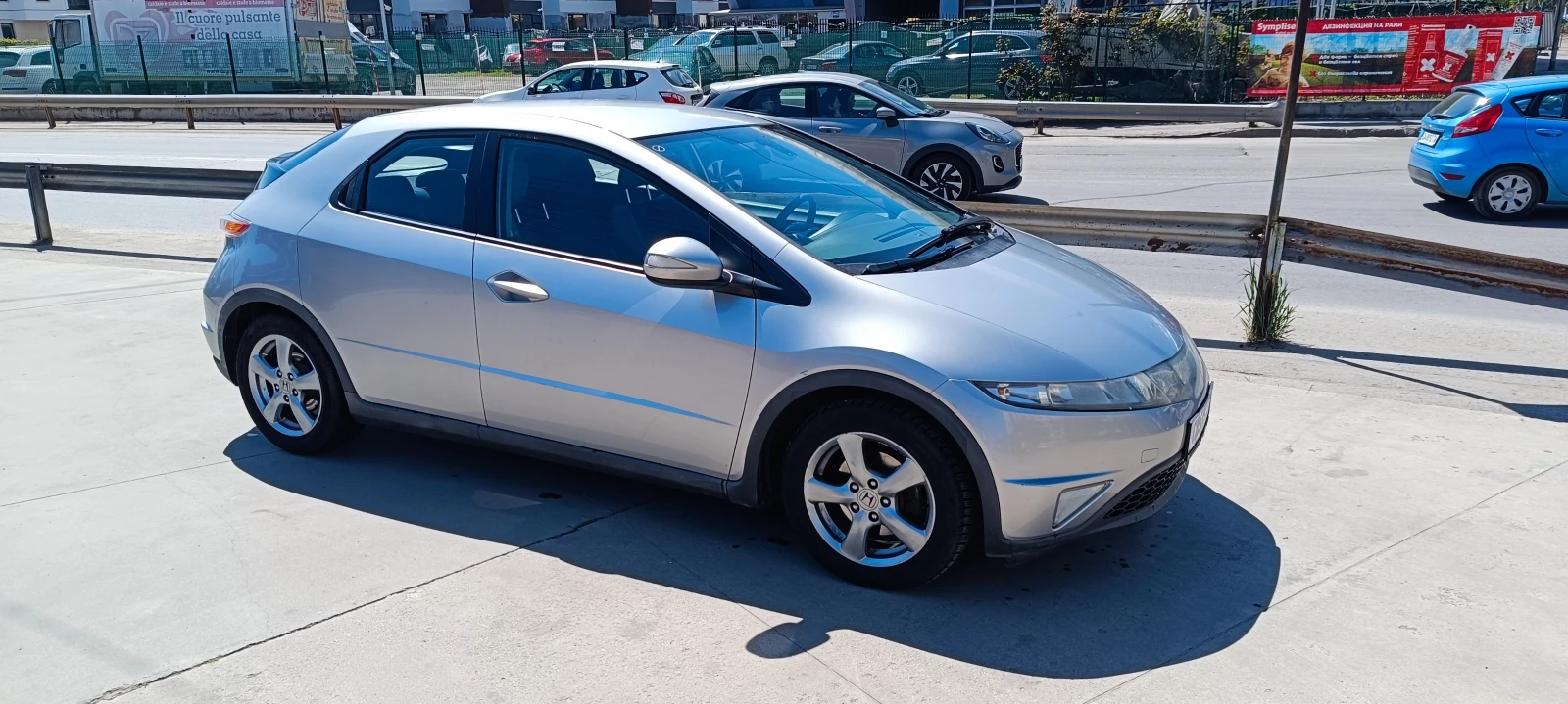 Honda Civic 1.4 83.кс 162000км/Нов съединител, снимка 2 - Автомобили и джипове - 54382534