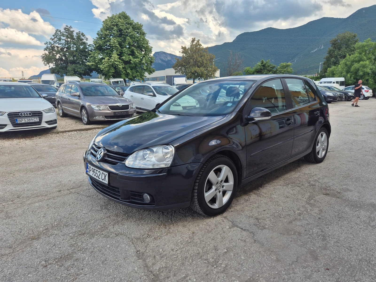 VW Golf 2.0TDI 140КС , снимка 10 - Автомобили и джипове - 54857756