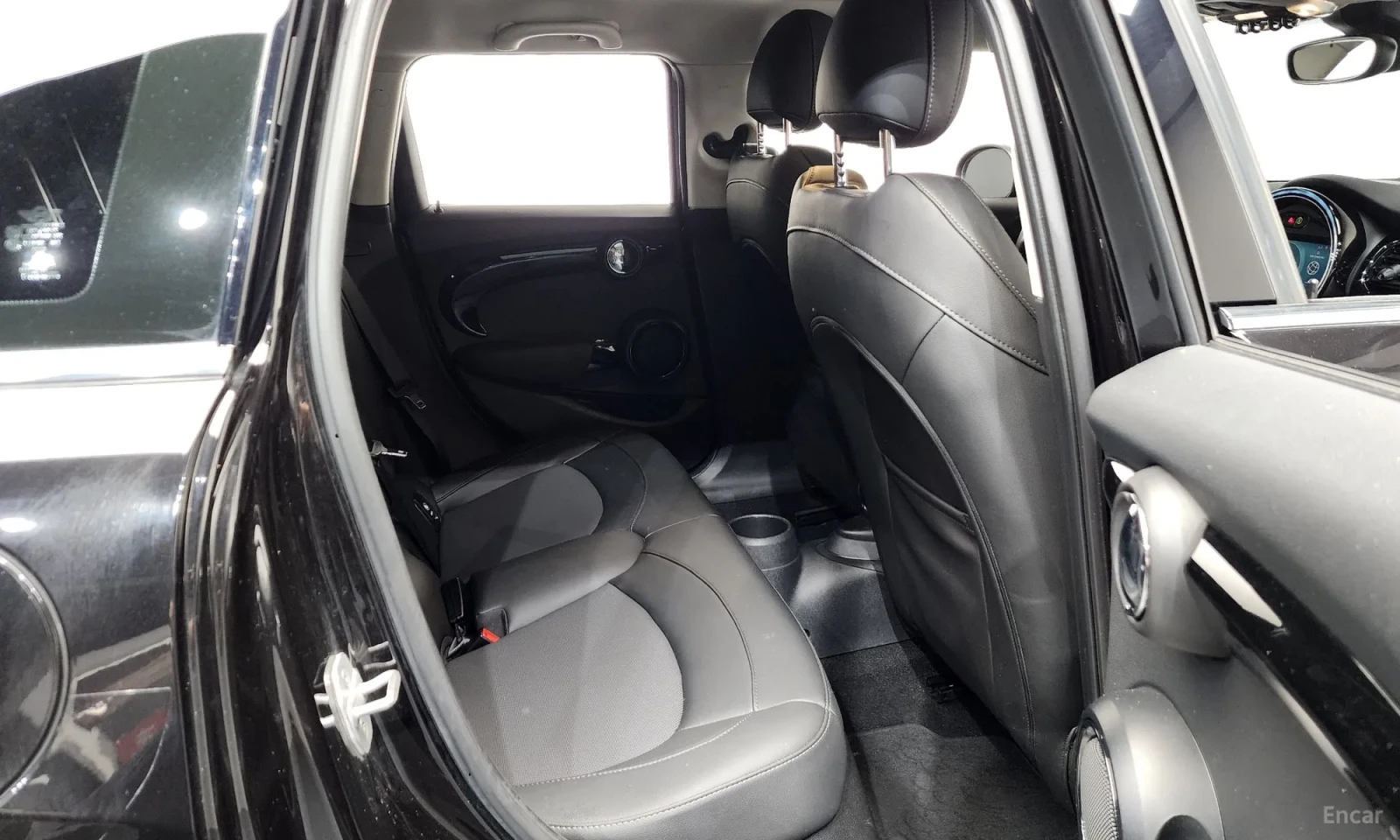 Mini Cooper PLUS LAUNCH PACK, снимка 12 - Автомобили и джипове - 55048534